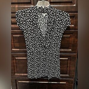 Nine West women’s polka dot blouse 2XL